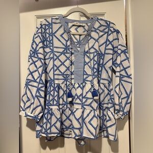 Vineyard Vines Blouse with Blue Geometric Pattern